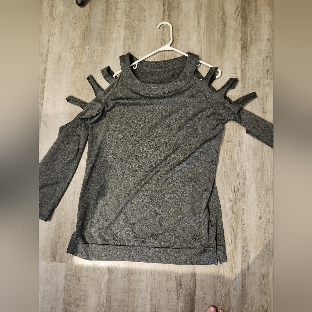 Women's cut out sleeves